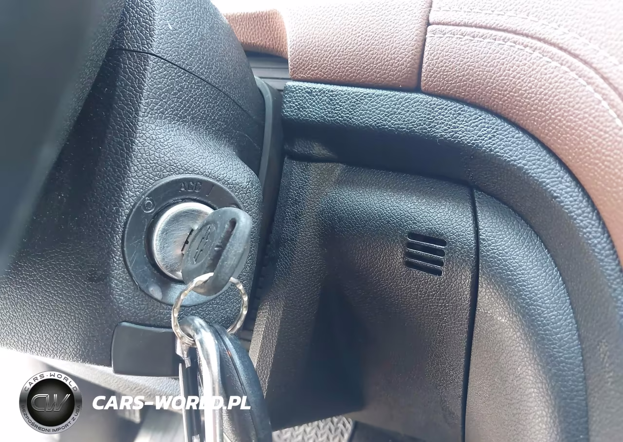 2017 Chevrolet Traverse Premier VIN:1GNKRJKD8HJ228636 - 11