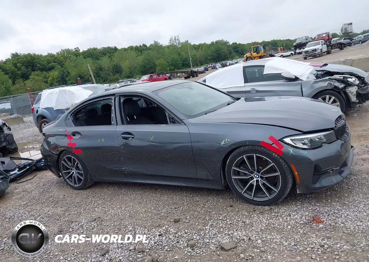 2020 BMW 330I xDrive VIN:WBA5R7C01LFH45681 - 14