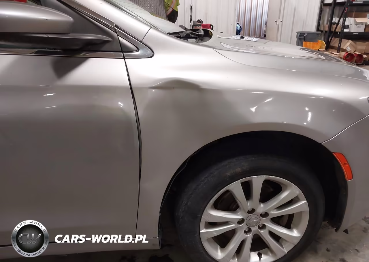CHRYSLER 200 LIMITE VIN:1C3CCCAB3FN599112 - 17