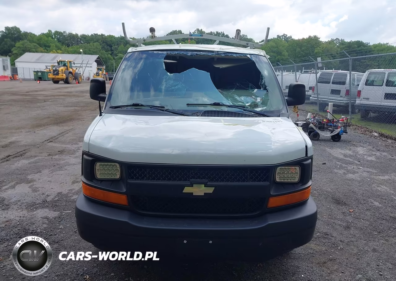 2015 Chevrolet Express 2500 Work Van VIN:1GCWGFCF1F1191343 - 12