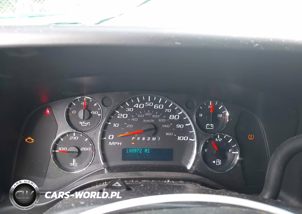 2015 Chevrolet Express 2500 Work Van VIN:1GCWGFCF1F1191343 - 7