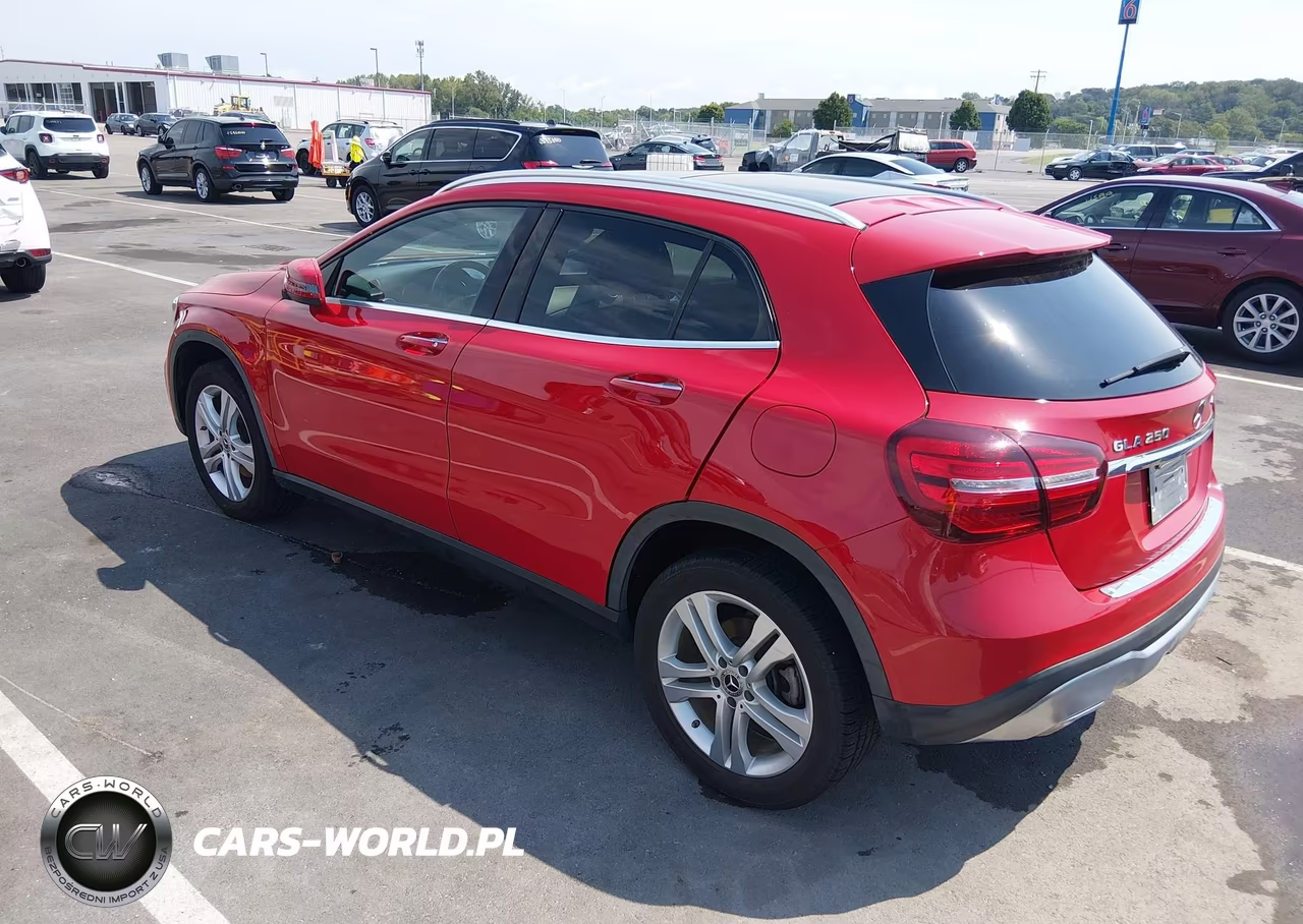 2019 Mercedes-Benz Gla 250 4Matic VIN:WDCTG4GB7KJ552223 - 3