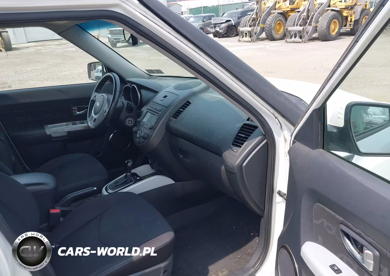 2012 Kia Soul + VIN:KNDJT2A63C7366265 - 5