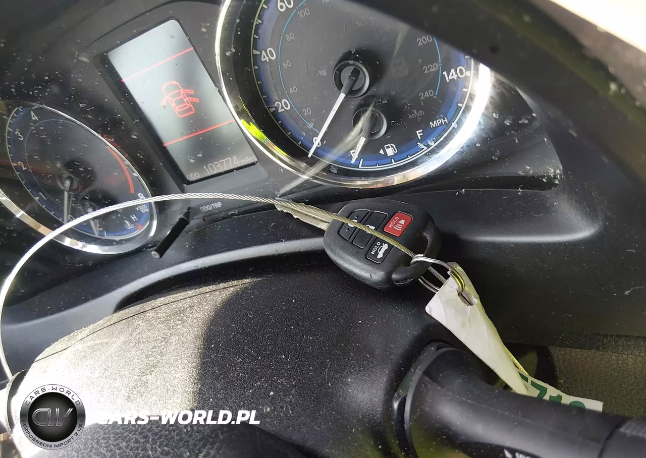 2019 Toyota Corolla Le VIN:5YFBURHEXKP868579 - 11