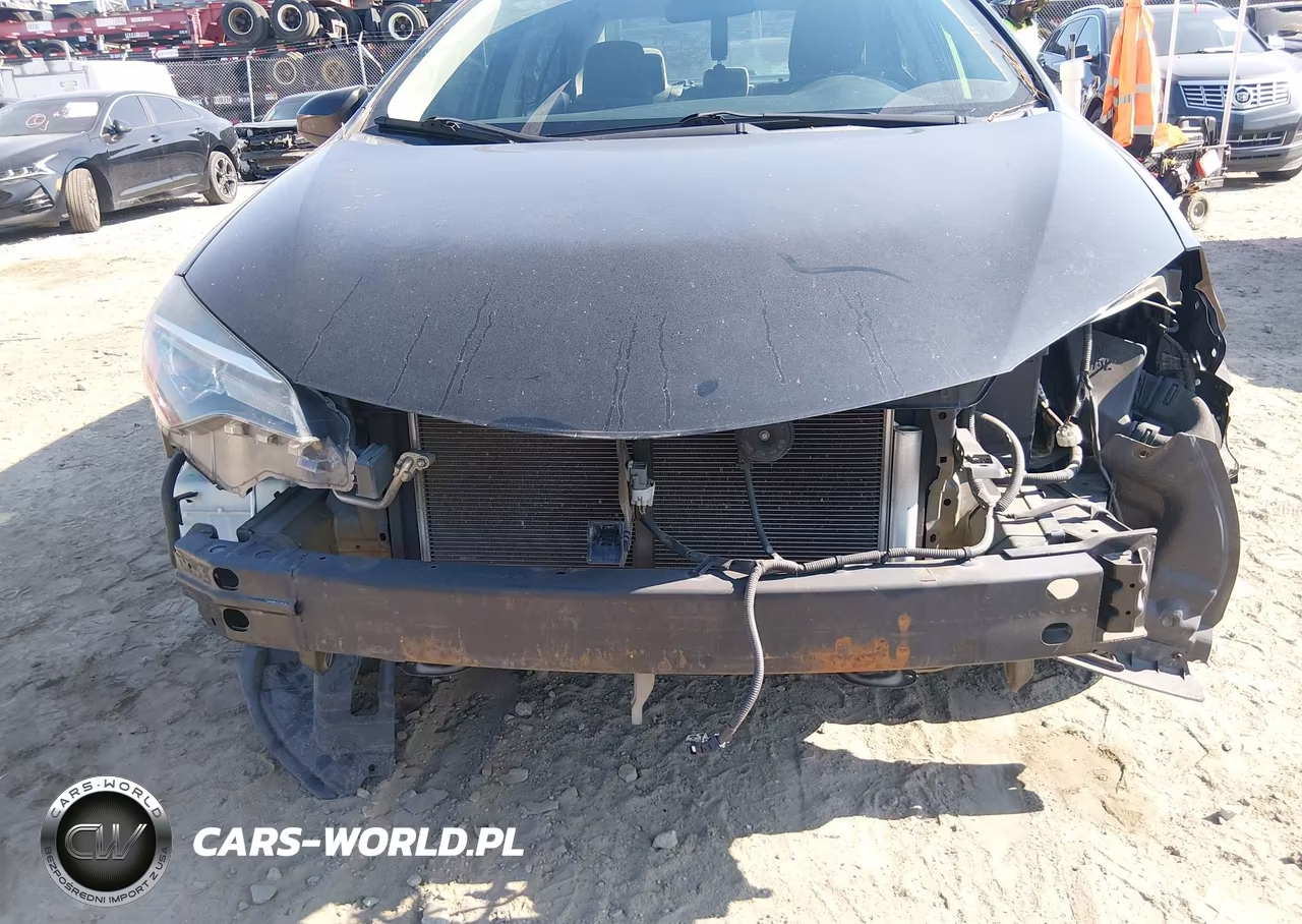 2019 Toyota Corolla Le VIN:5YFBURHEXKP868579 - 18