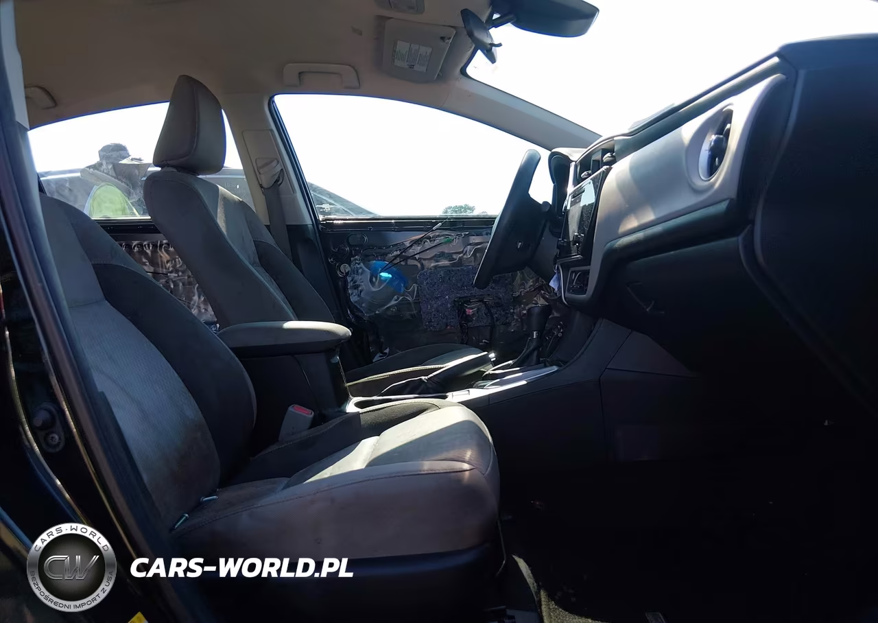 2019 Toyota Corolla Le VIN:5YFBURHEXKP868579 - 5