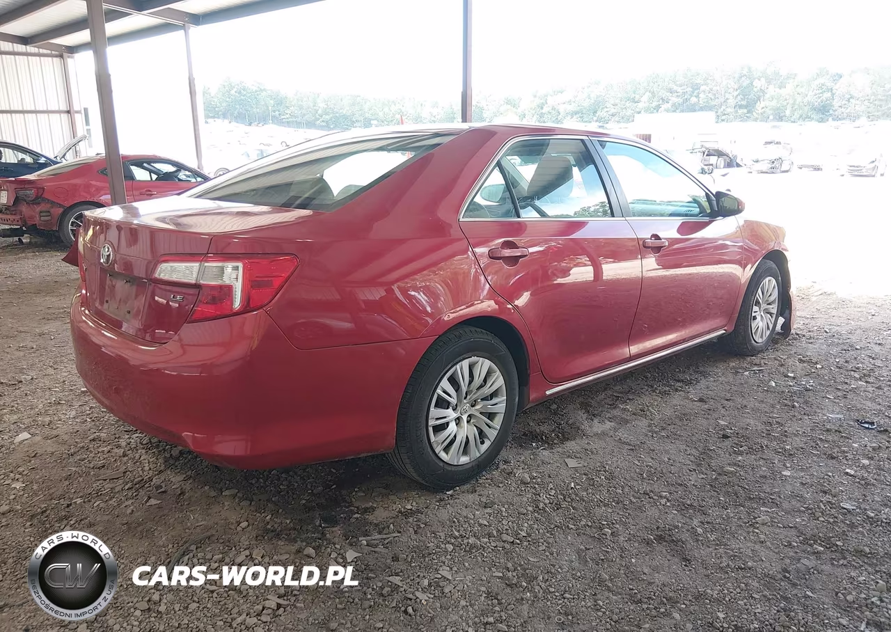 2013 Toyota Camry Le VIN:4T1BF1FK2DU689815 - 4