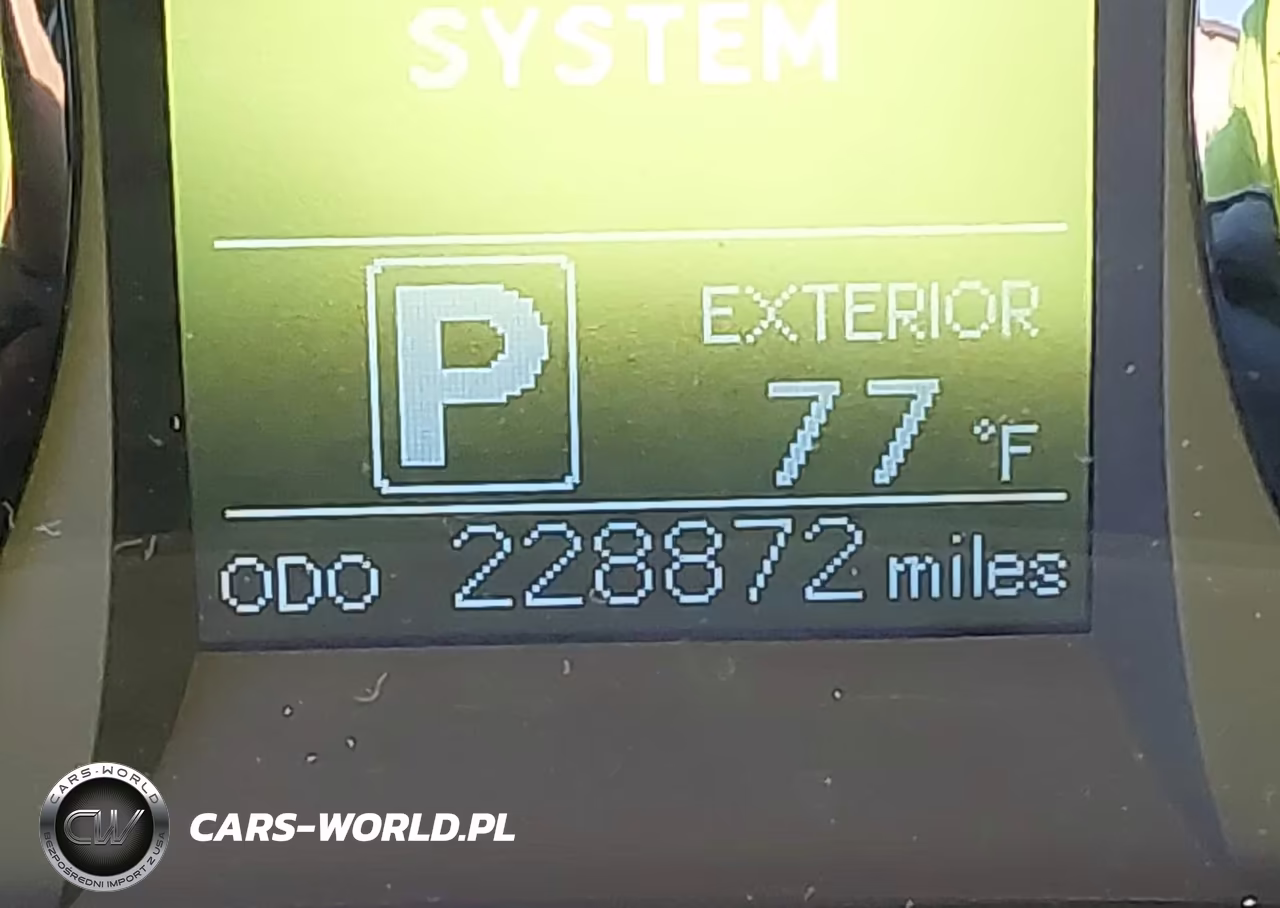 2015 Toyota Sienna Le 8 Passenger VIN:5TDKK3DC7FS624117 - 15