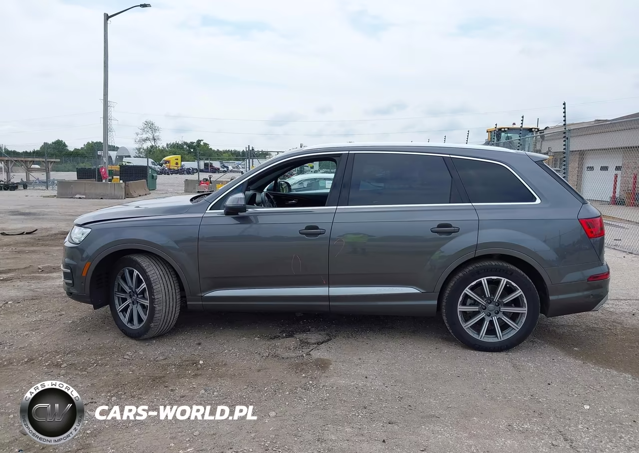 2019 Audi Q7 55 Premium VIN:WA1LAAF72KD032037 - 14