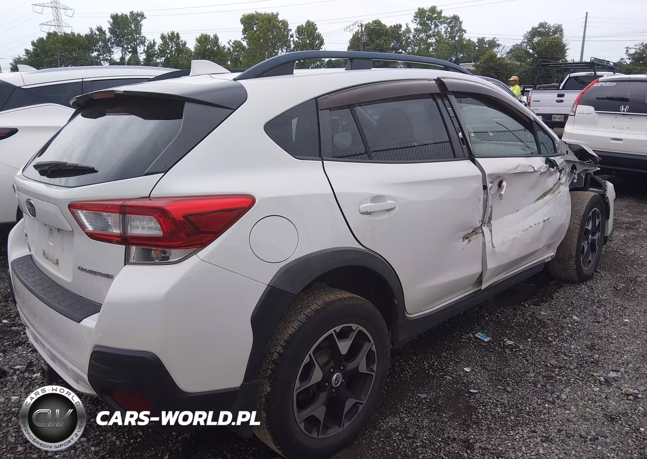 2018 Subaru Crosstrek 2.0I Premium VIN:JF2GTABC4JH215081 - 4
