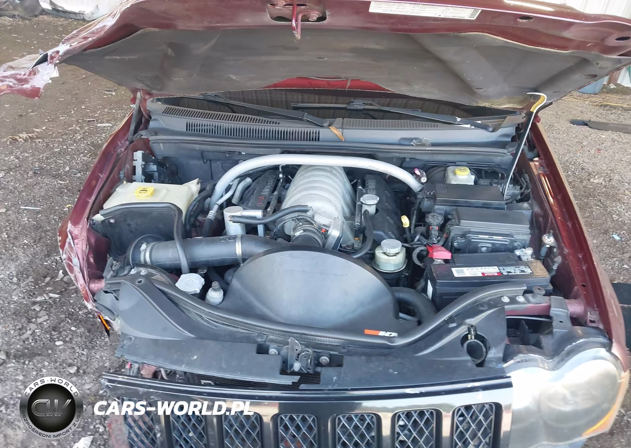 2008 Jeep Grand Cherokee Srt-8 VIN:1J8HR78338C136268 - 10