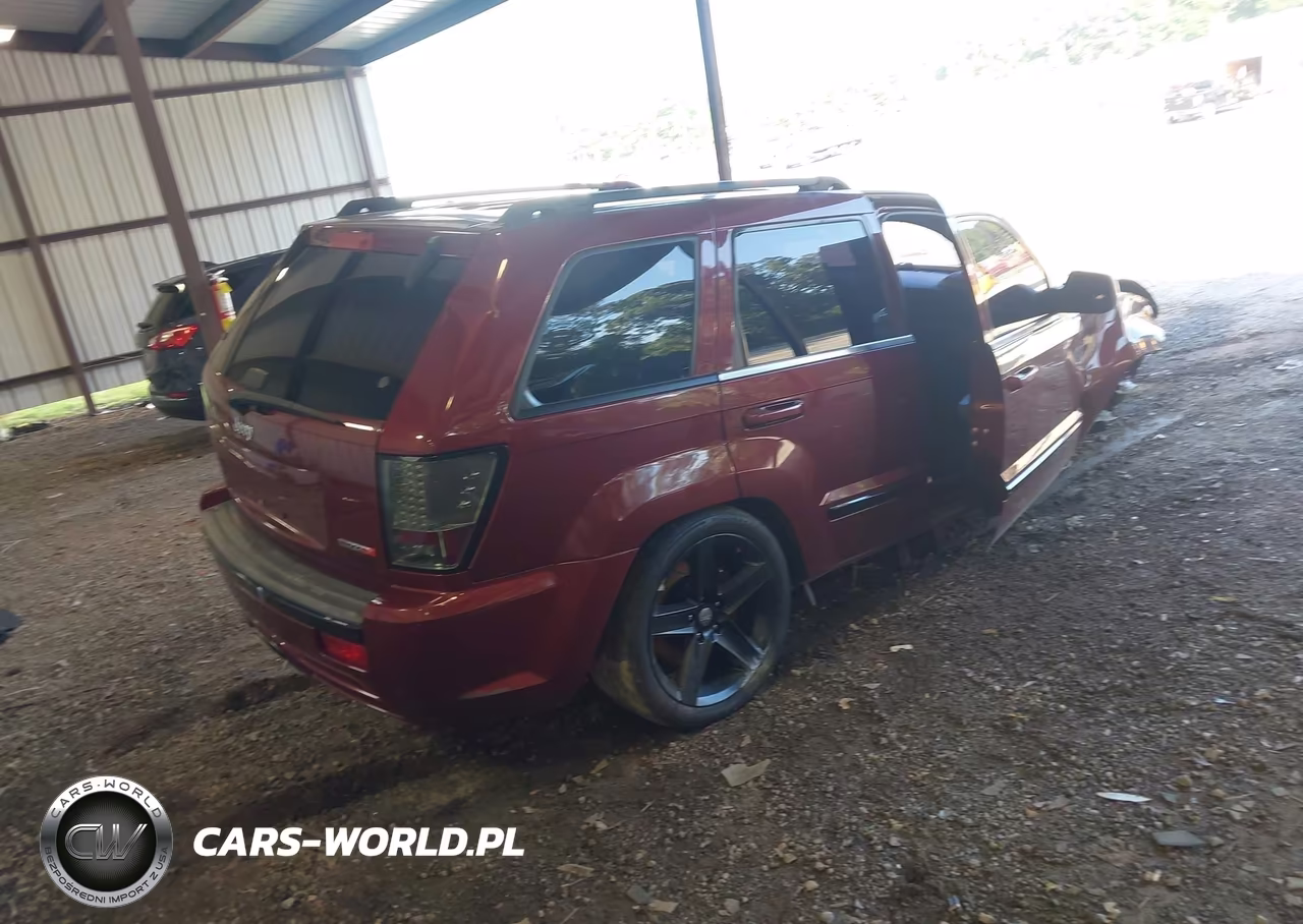 2008 Jeep Grand Cherokee Srt-8 VIN:1J8HR78338C136268 - 4
