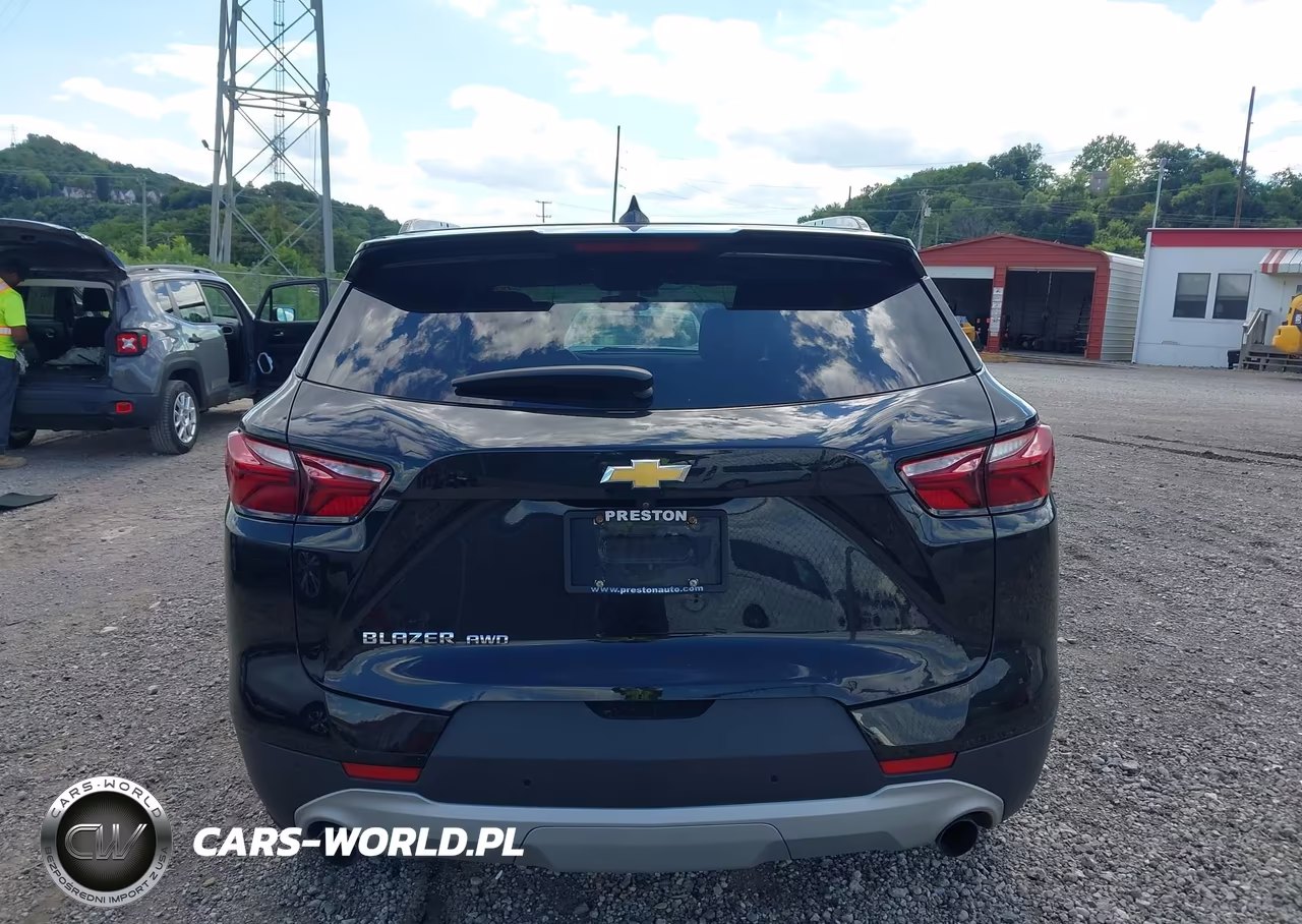2019 Chevrolet Blazer VIN:3GNKBGRS4KS606677 - 17