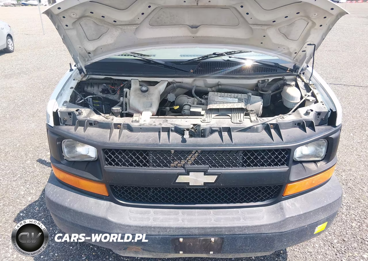 2008 Chevrolet Express Work Van VIN:1GCGG25C881173652 - 10