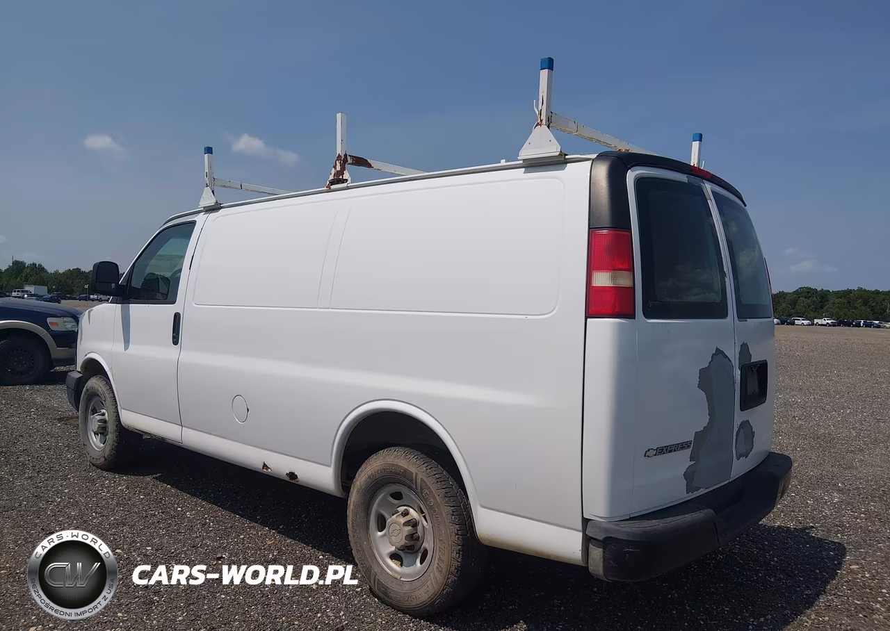 2008 Chevrolet Express Work Van VIN:1GCGG25C881173652 - 3