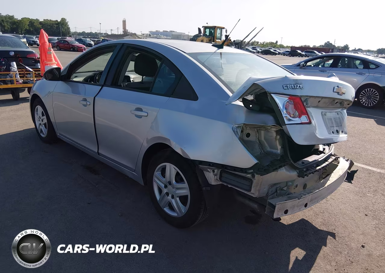 2014 Chevrolet Cruze Ls Manual VIN:1G1PB5SG1E7328860 - 3