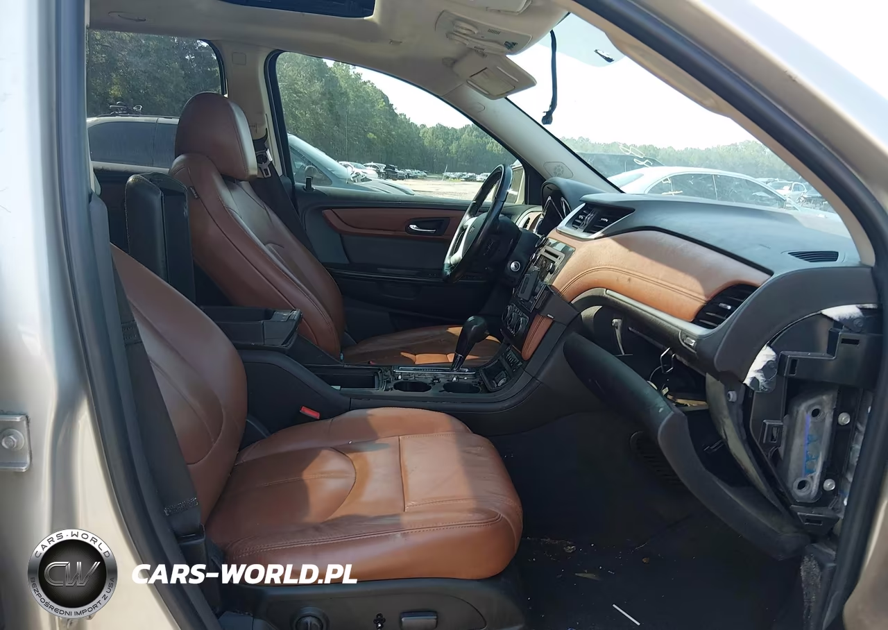 2017 Chevrolet Traverse Lt VIN:1GNKRHKD9HJ157729 - 5