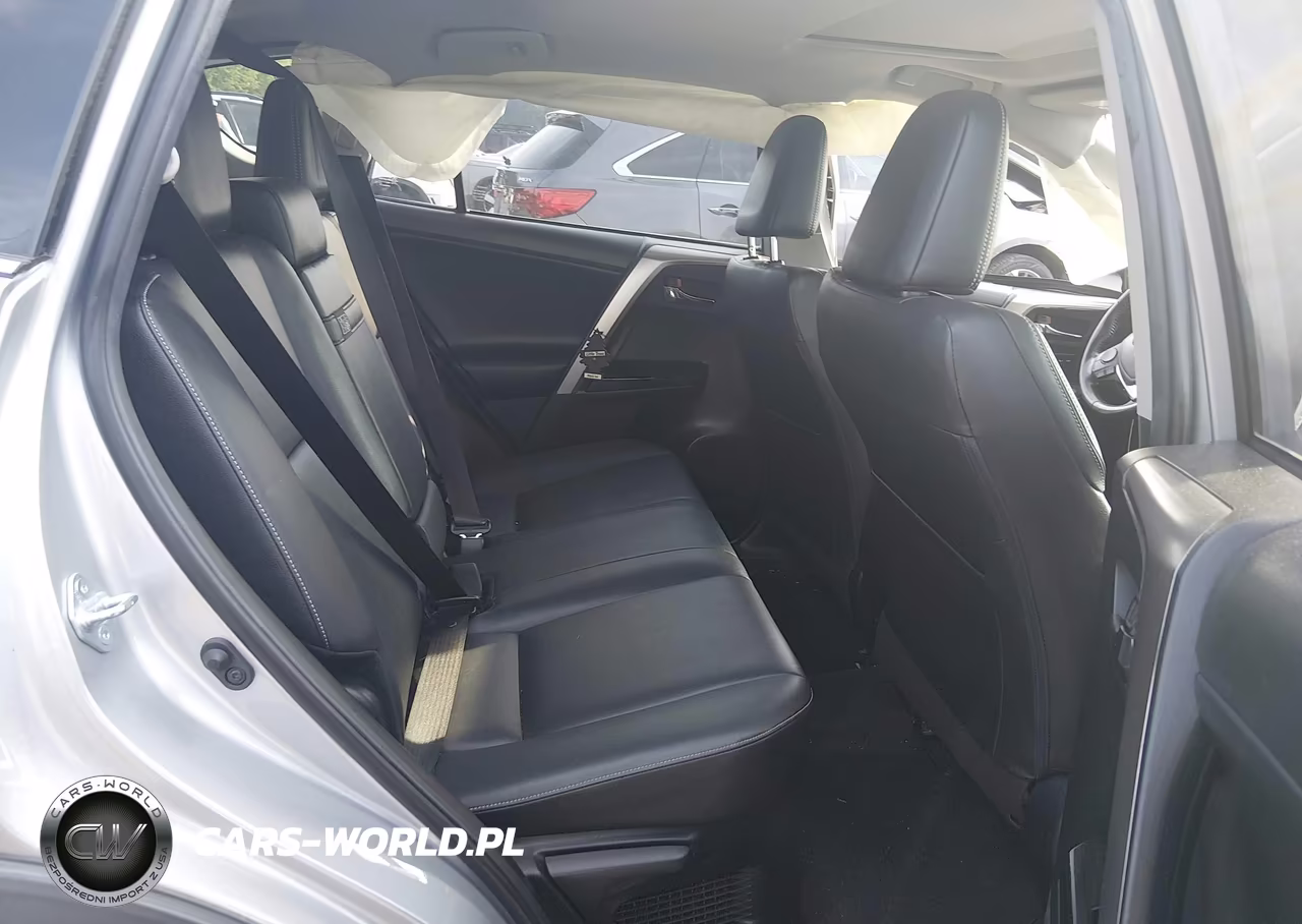 2017 Toyota Rav4 Hybrid Limited VIN:JTMDJREV6HD124236 - 8
