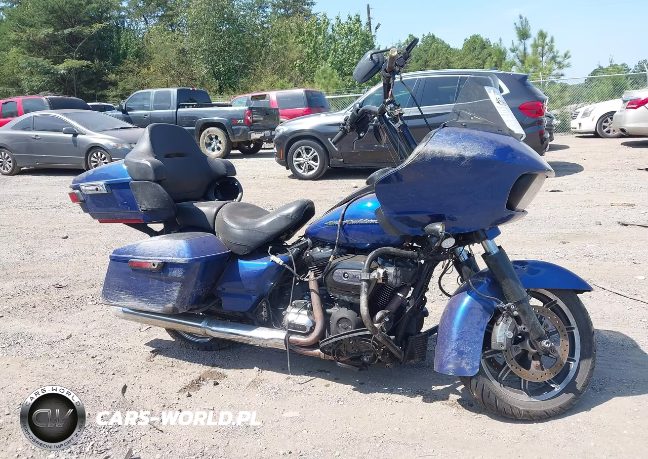2017 Harley-Davidson Fltrxs Road Glide Special VIN:1HD1KTC37HB634670 - 12
