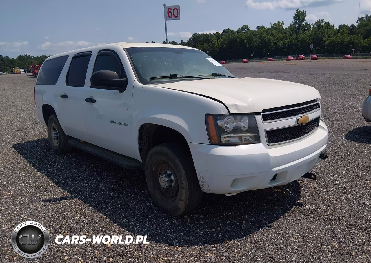 2012 Chevrolet Suburban Commercial – zdjęcie 1 z 15