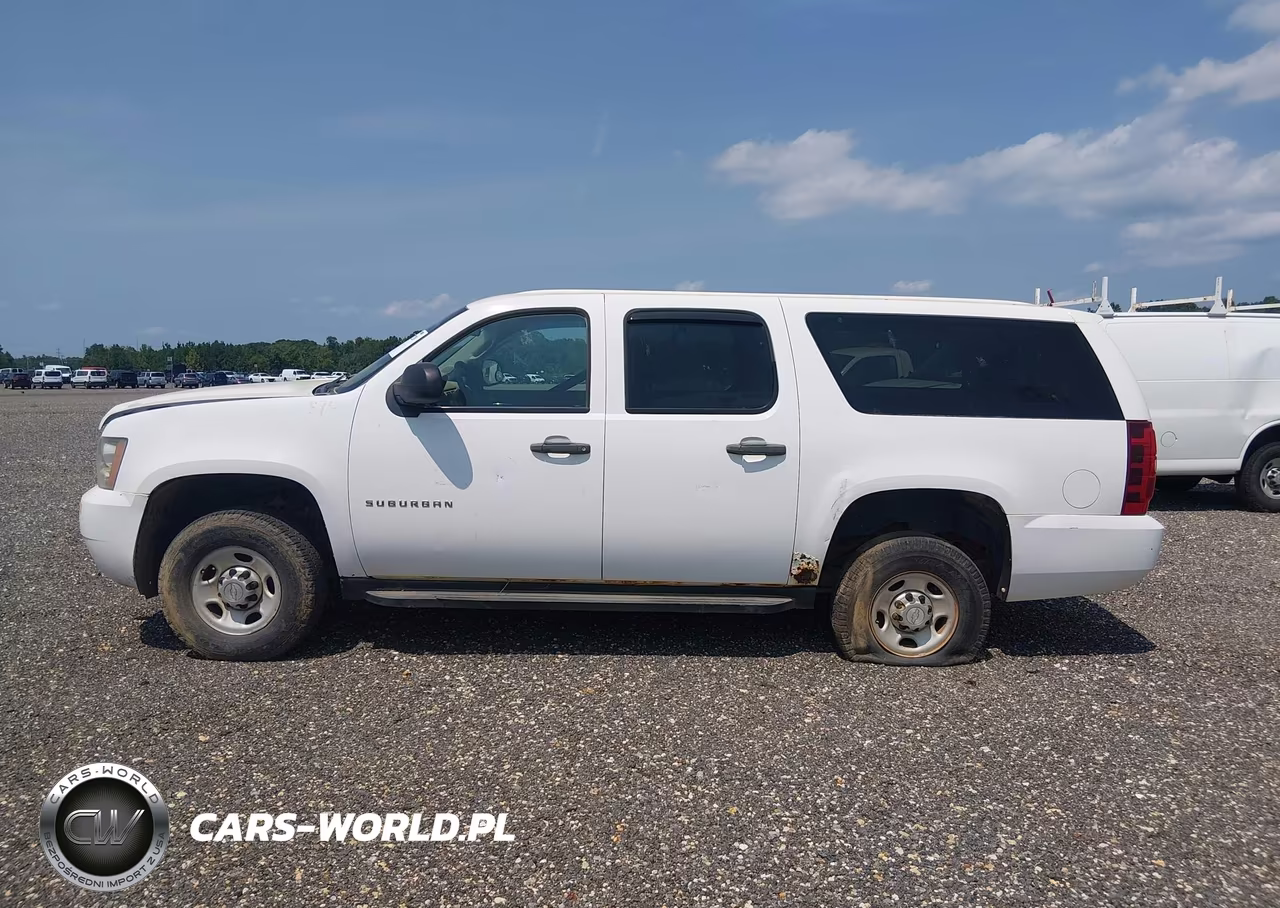 2012 Chevrolet Suburban Commercial VIN:1GNWK5EG3CR205830 - 13