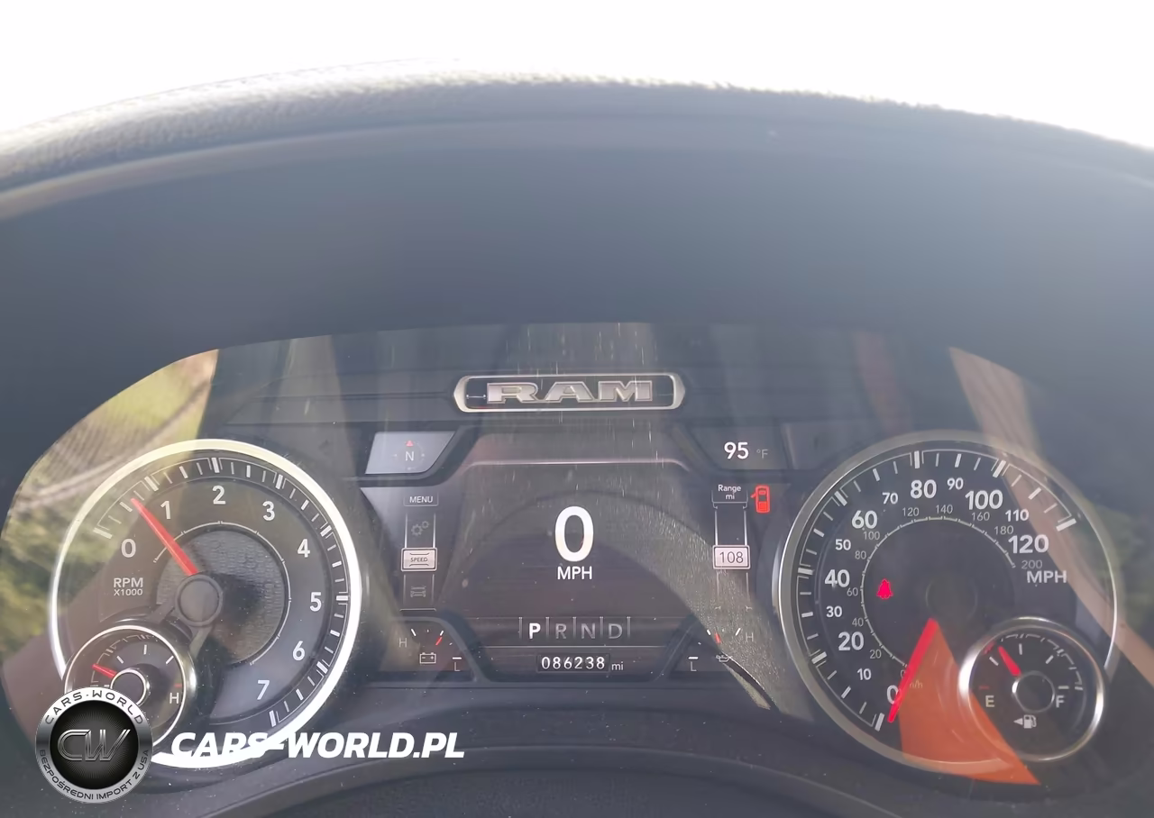 2021 Ram 1500 Laramie 4X4 5'7 Box VIN:1C6SRFJT8MN524832 - 7