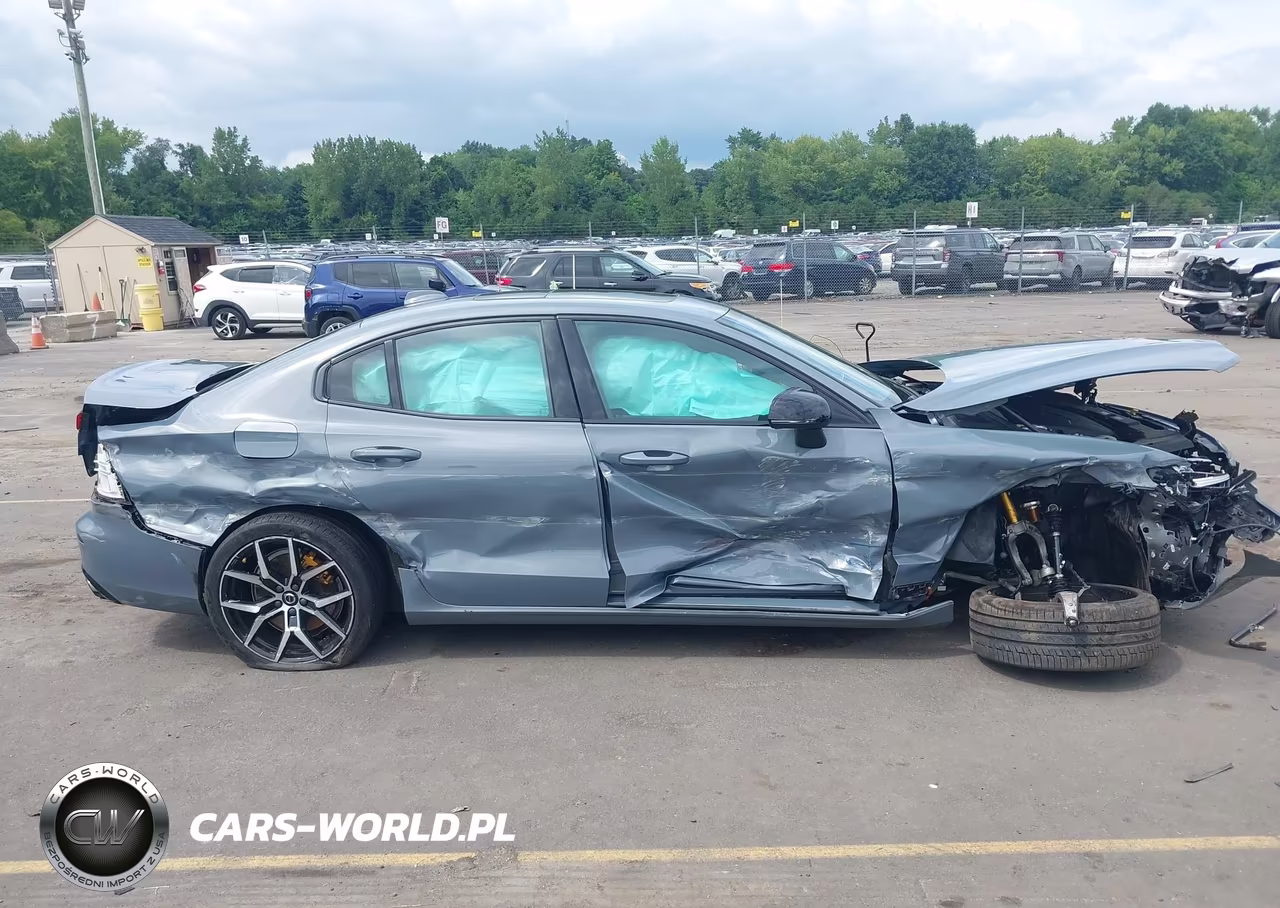 2022 Volvo S60 Recharge Plug-In Hybrid T8 Polestar Engineered Extended Range VIN:7JRH60FP6NG192918 - 13