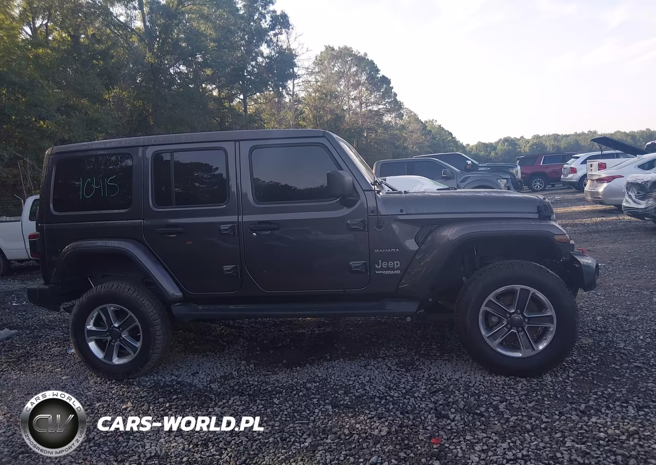 2020 Jeep Wrangler Unlimited Sahara 4X4 VIN:1C4HJXEN9LW108440 - 13