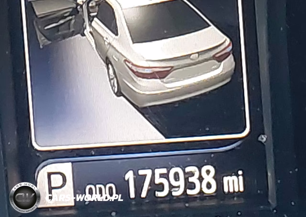 2015 Toyota Camry Se VIN:4T1BF1FK3FU919235 - 15