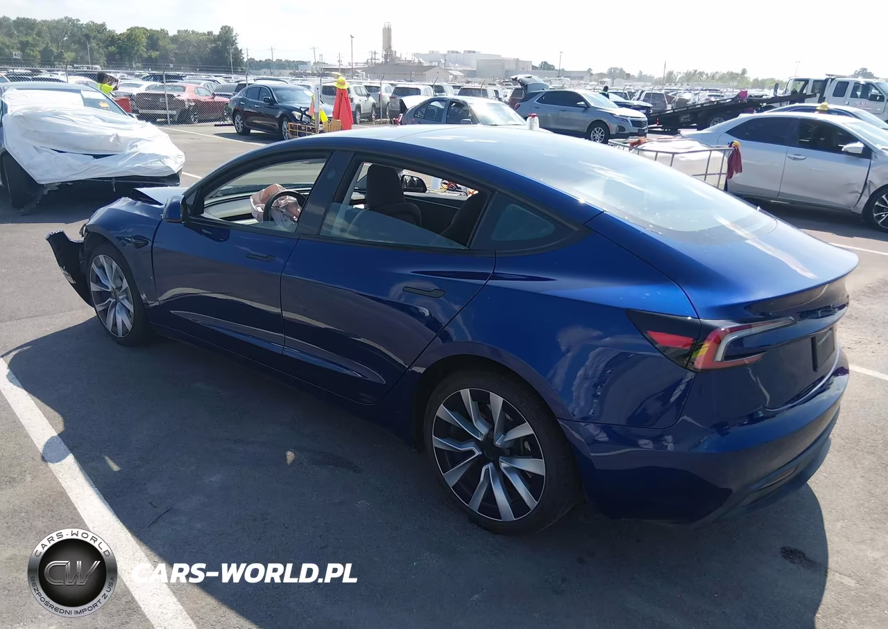 2025 Tesla Model 3 Long Range All-Wheel Drive VIN:5YJ3E1EB5SF964063 - 3