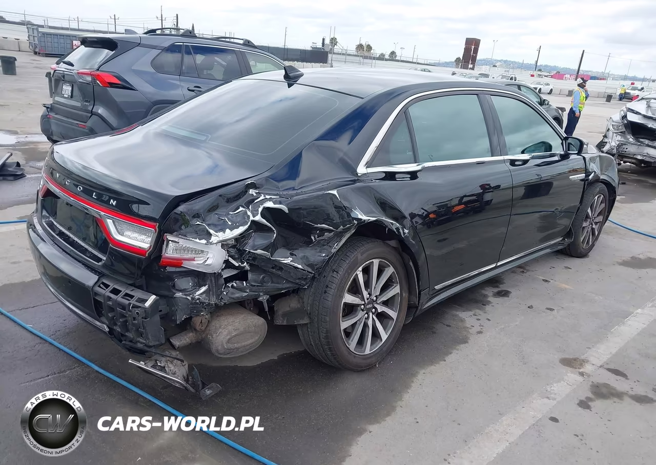 2020 Lincoln Continental Livery VIN:1LN6L9UK1L5608761 - 4