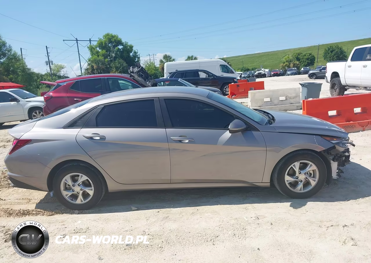 2022 Hyundai Elantra Se VIN:KMHLL4AG9NU245186 - 13