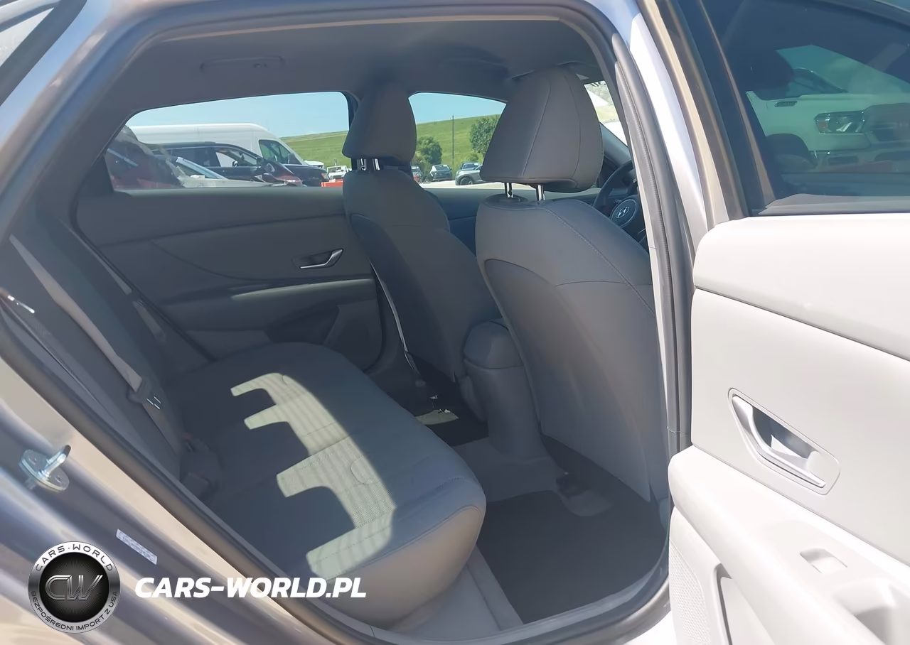 2022 Hyundai Elantra Se VIN:KMHLL4AG9NU245186 - 8