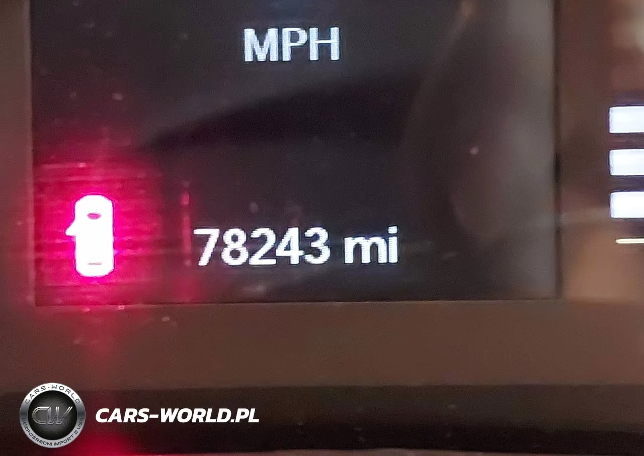 2019 Jeep Cherokee Latitude 4X4 VIN:1C4PJMCBXKD440450 - 15
