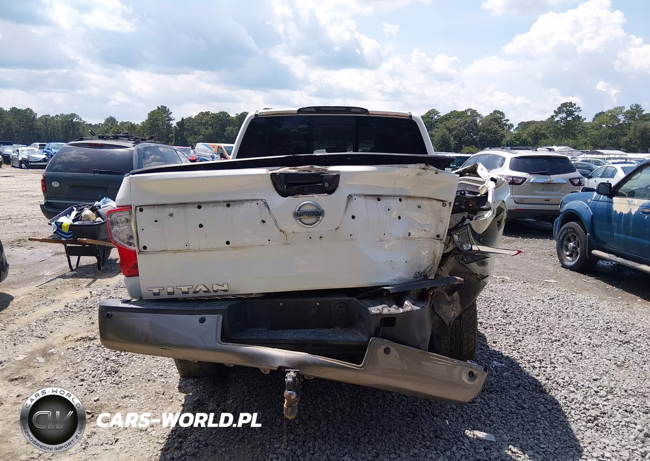 2018 Nissan Titan Platinum Reserve VIN:1N6AA1E53JN505401 - 16