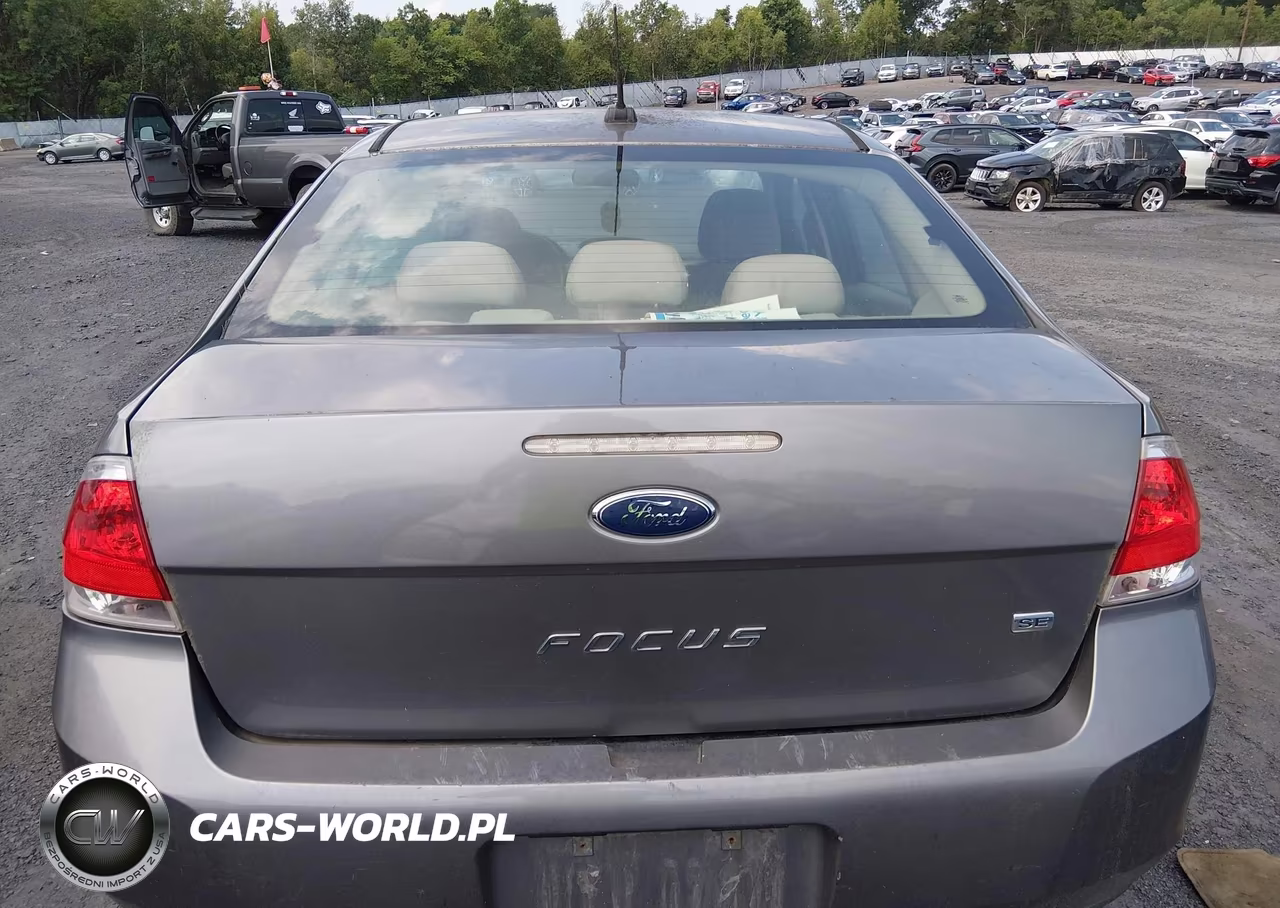 2011 Ford Focus Se VIN:1FAHP3FN0BW115092 - 16