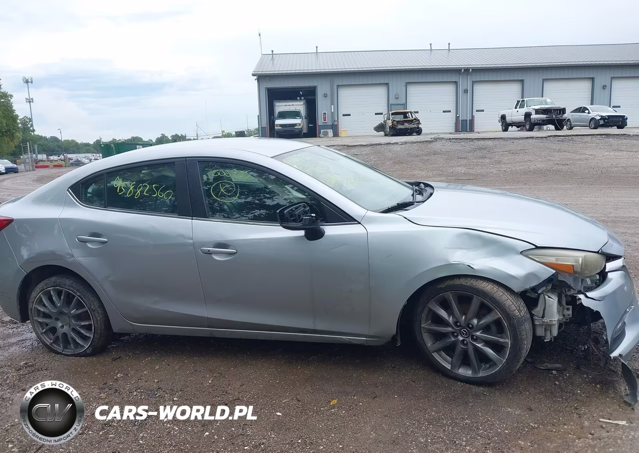 2018 Mazda Mazda3 Touring VIN:3MZBN1V35JM200676 - 13