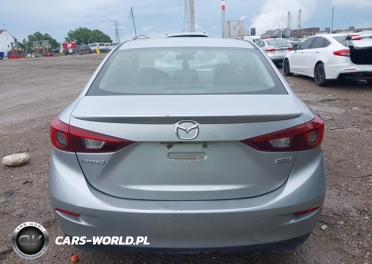 2018 Mazda Mazda3 Touring VIN:3MZBN1V35JM200676 - 16