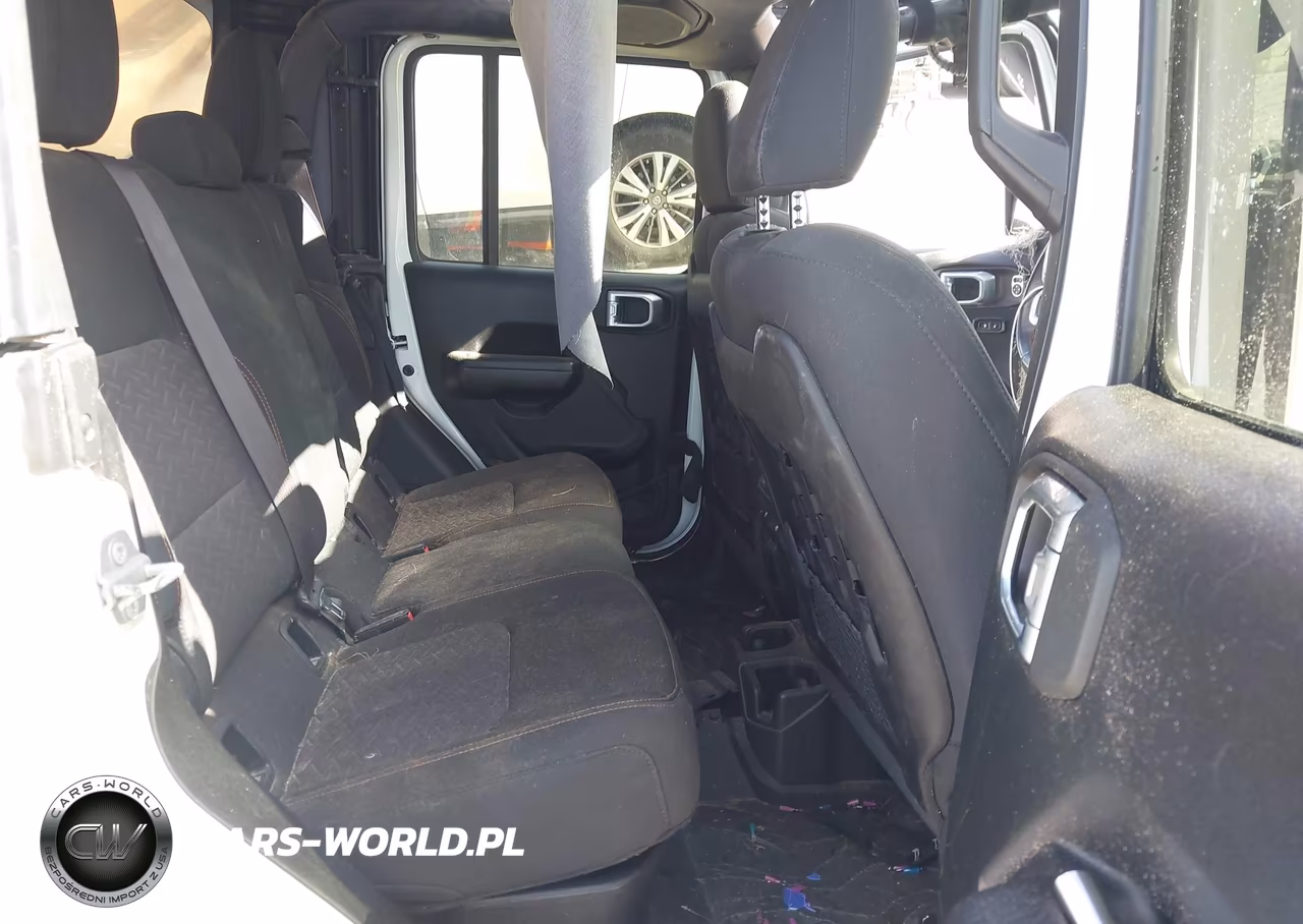 2020 Jeep Gladiator Mojave 4X4 VIN:1C6JJTEG6LL209200 - 8