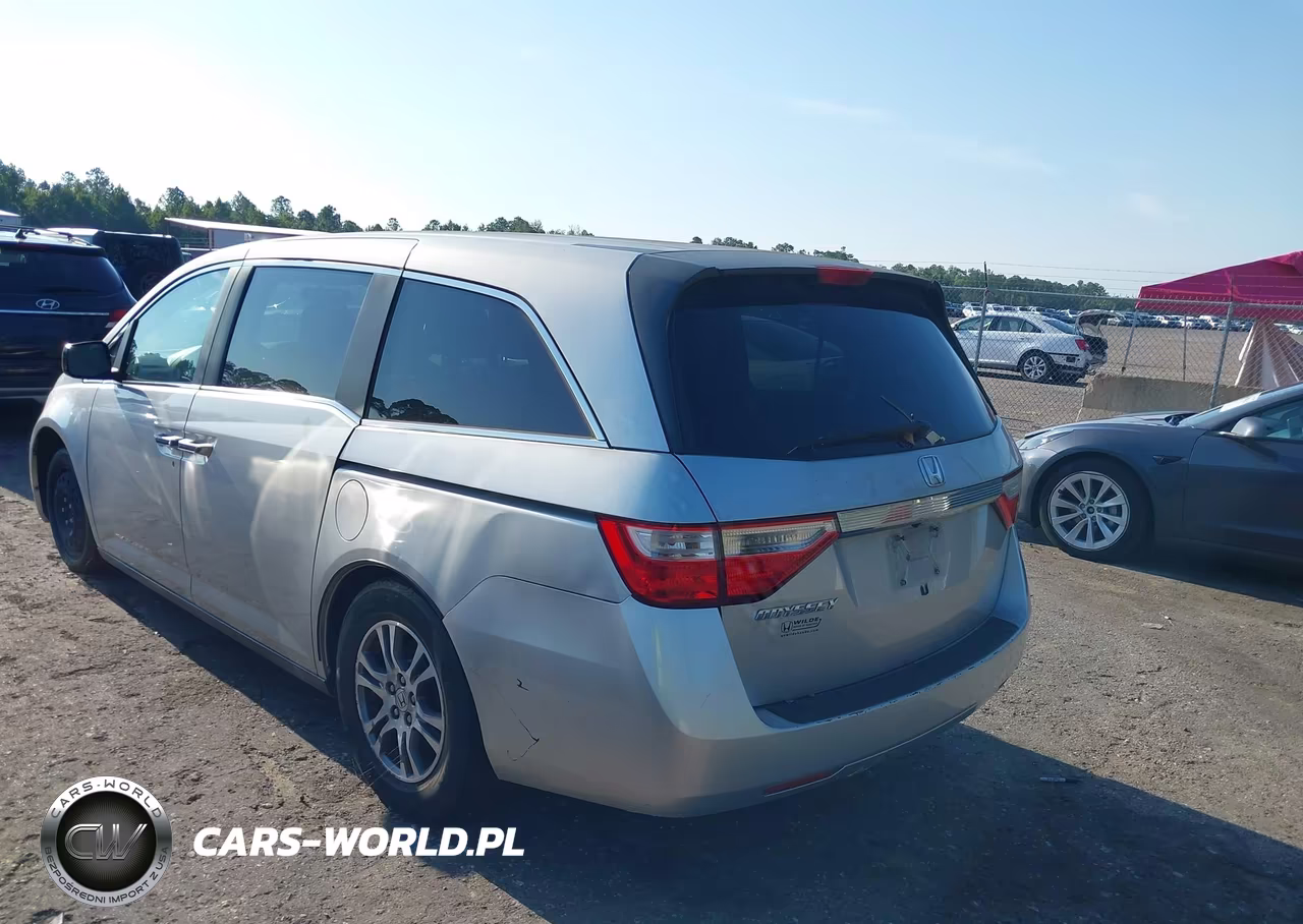 2013 Honda Odyssey Ex VIN:5FNRL5H45DB075464 - 3