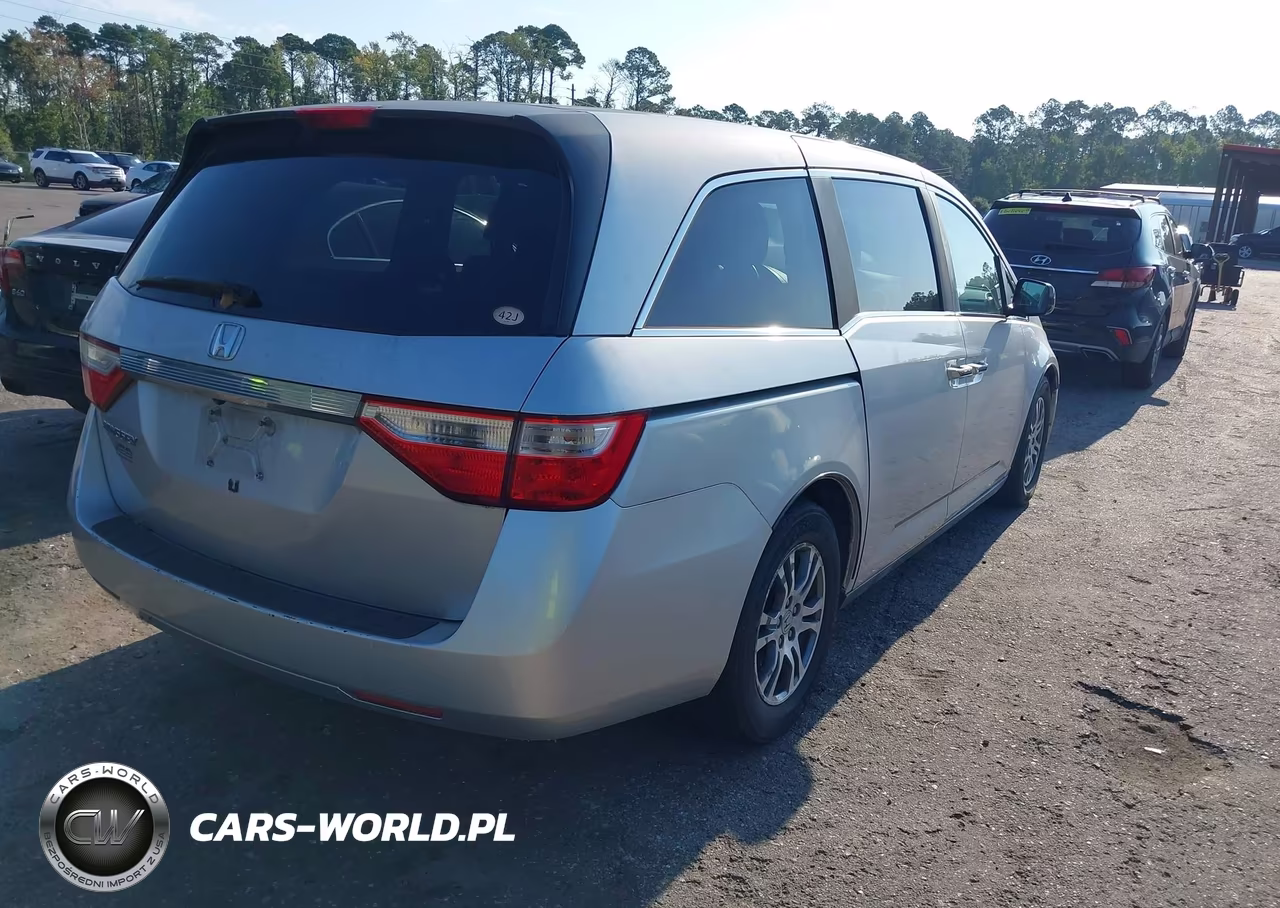 2013 Honda Odyssey Ex VIN:5FNRL5H45DB075464 - 4