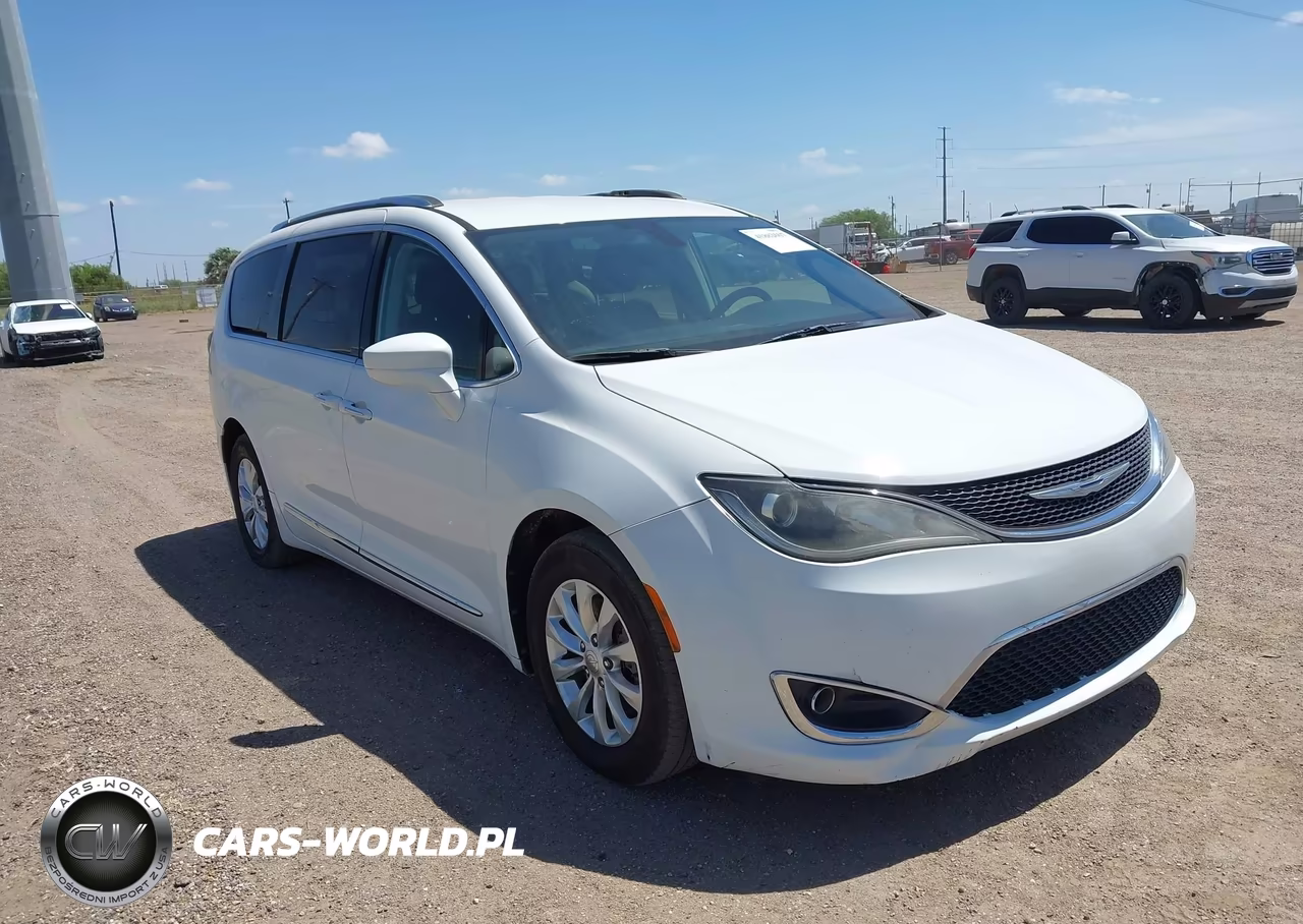 2018 Chrysler Pacifica Touring L
