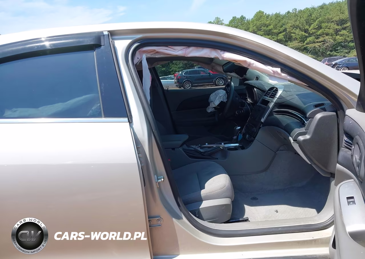 2014 Chevrolet Malibu 1Ls VIN:1G11B5SL4EF209841 - 5