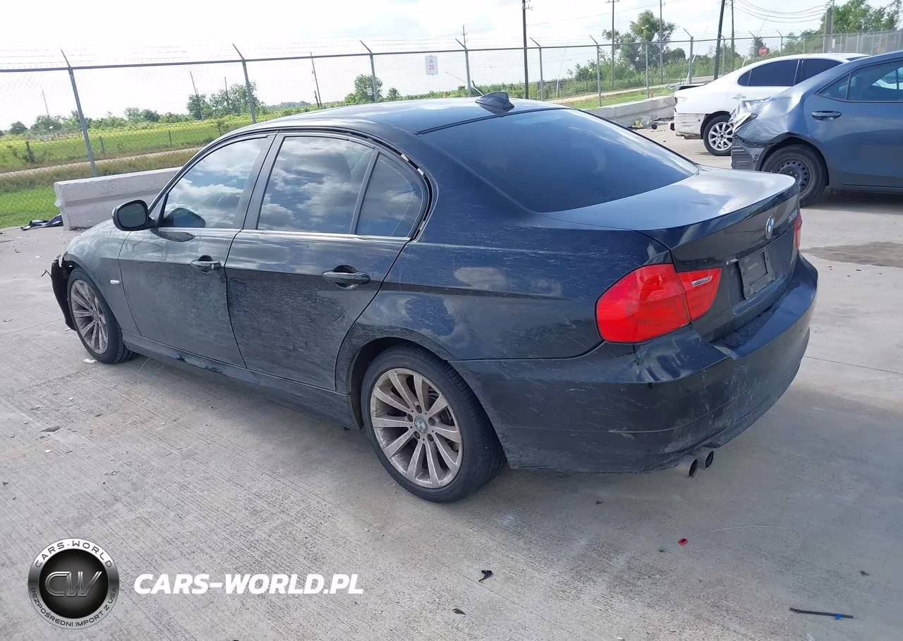 2011 BMW 328I VIN:WBAPH7C52BE675004 - 3