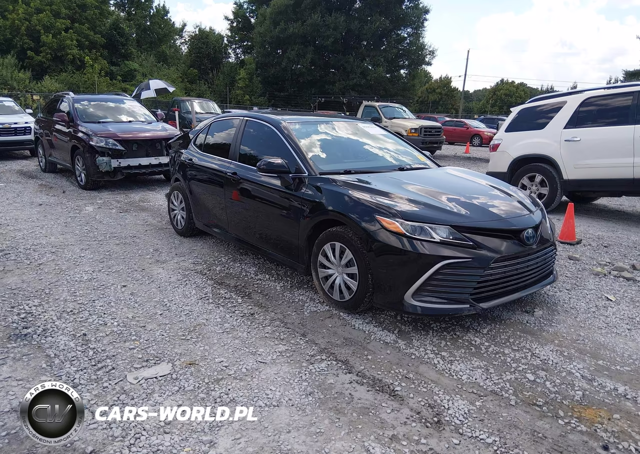 2022 Toyota Camry Le Hybrid