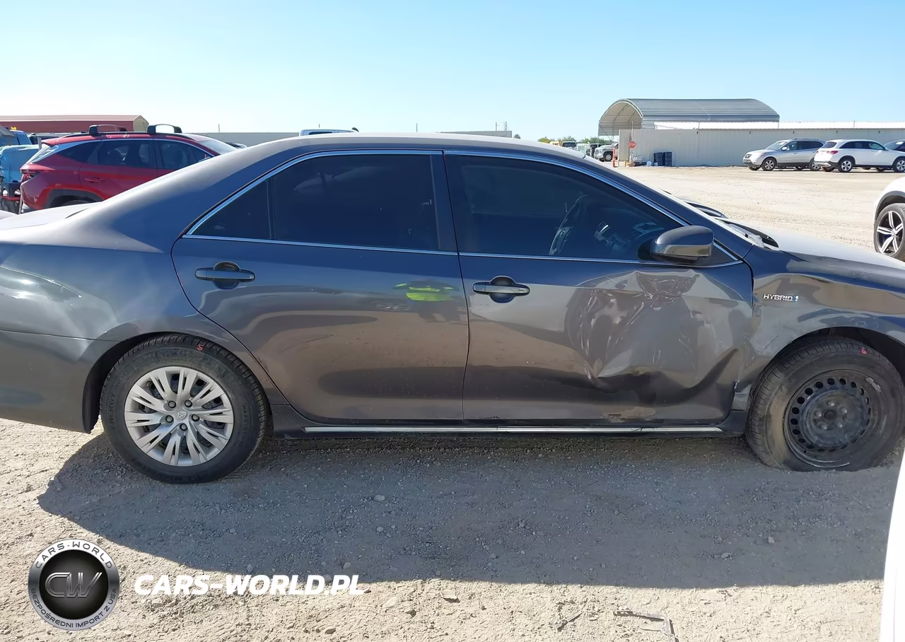 2014 Toyota Camry Hybrid Le VIN:4T1BD1FK5EU137314 - 14
