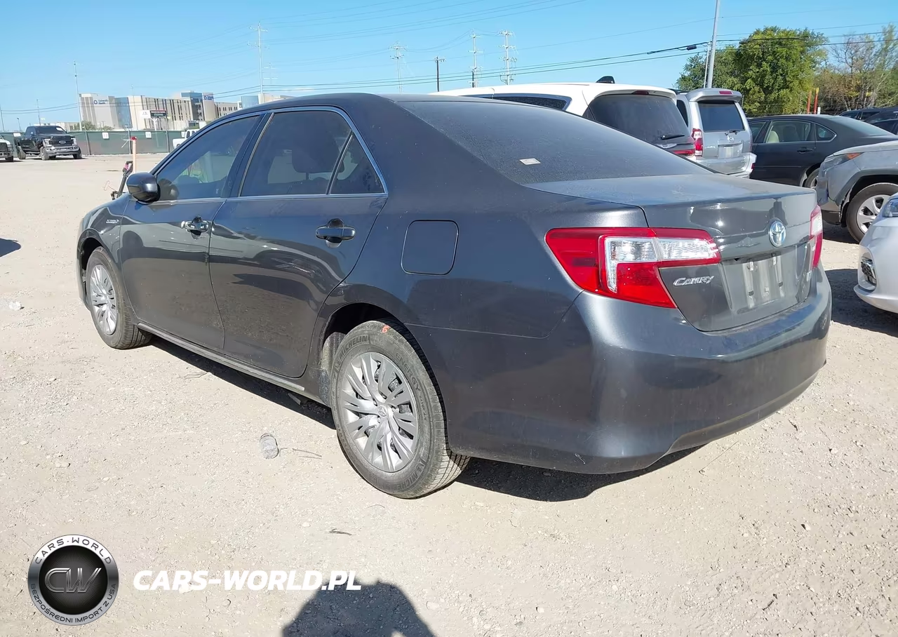 2014 Toyota Camry Hybrid Le VIN:4T1BD1FK5EU137314 - 3
