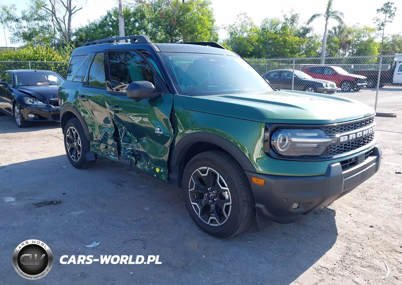 2025 Ford Bronco Sport Outer Banks – zdjęcie 1 z 16
