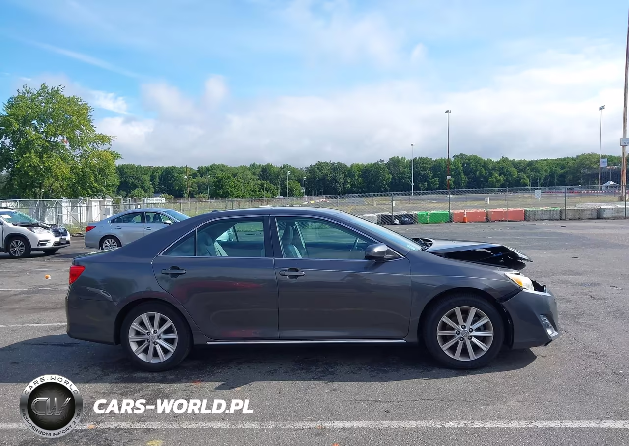 2012 Toyota Camry Xle VIN:4T1BF1FK7CU530786 - 13