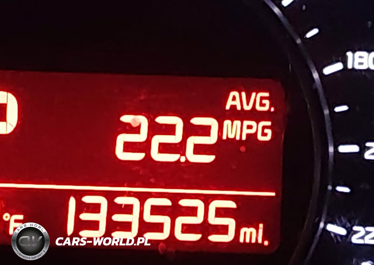 2016 Kia Soul VIN:KNDJN2A2XG7348729 - 16